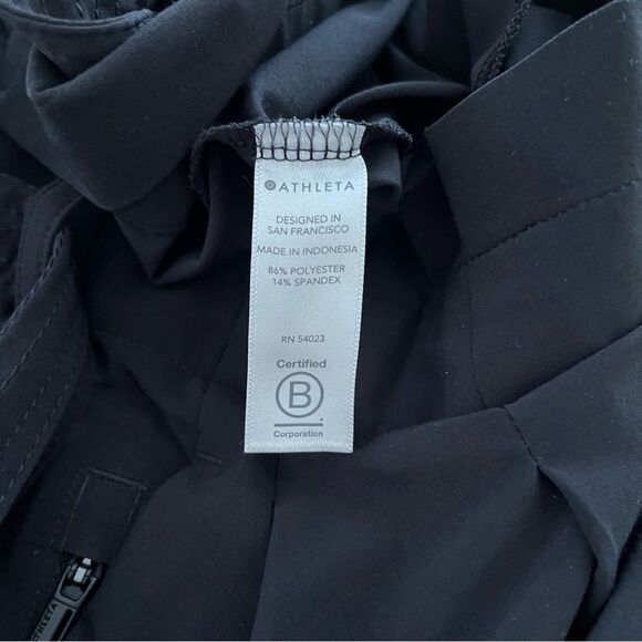 Athleta Skyline Paper bag Pants in Black, Size 4 NWOT - Picture 7 of 10